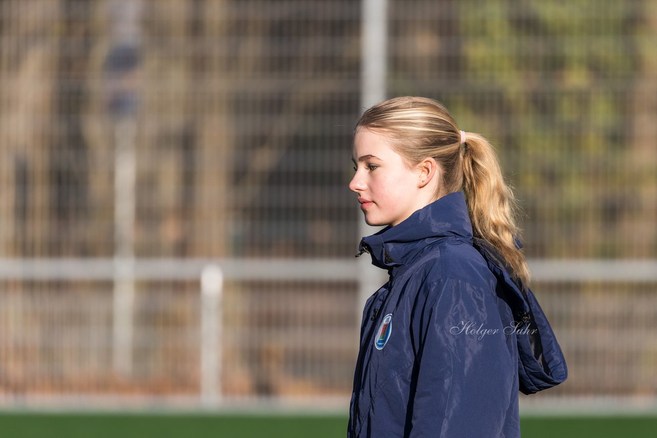 Bild 79 - wBJ VfL Pinneberg2 - Eimsbuttler TV 3 : Ergebnis: 5:0